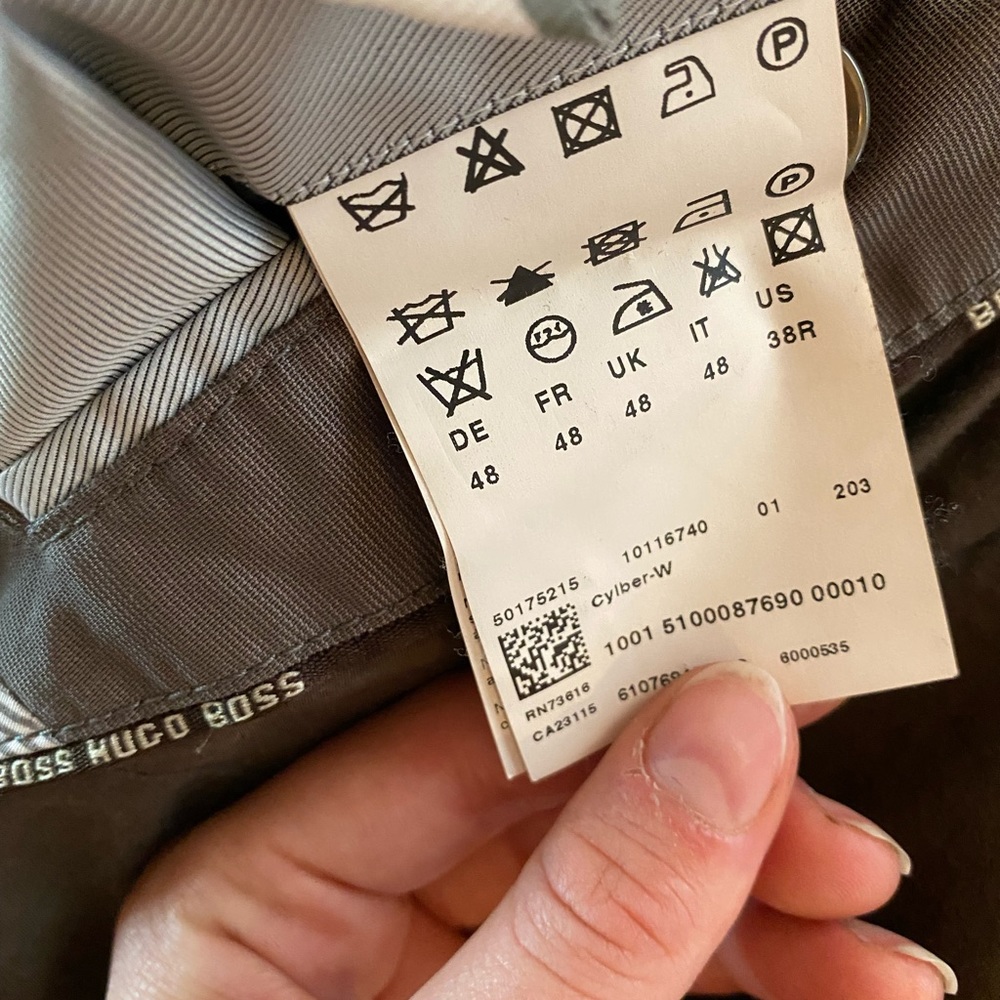 Hugo Boss jacket - Picture 4 of 4